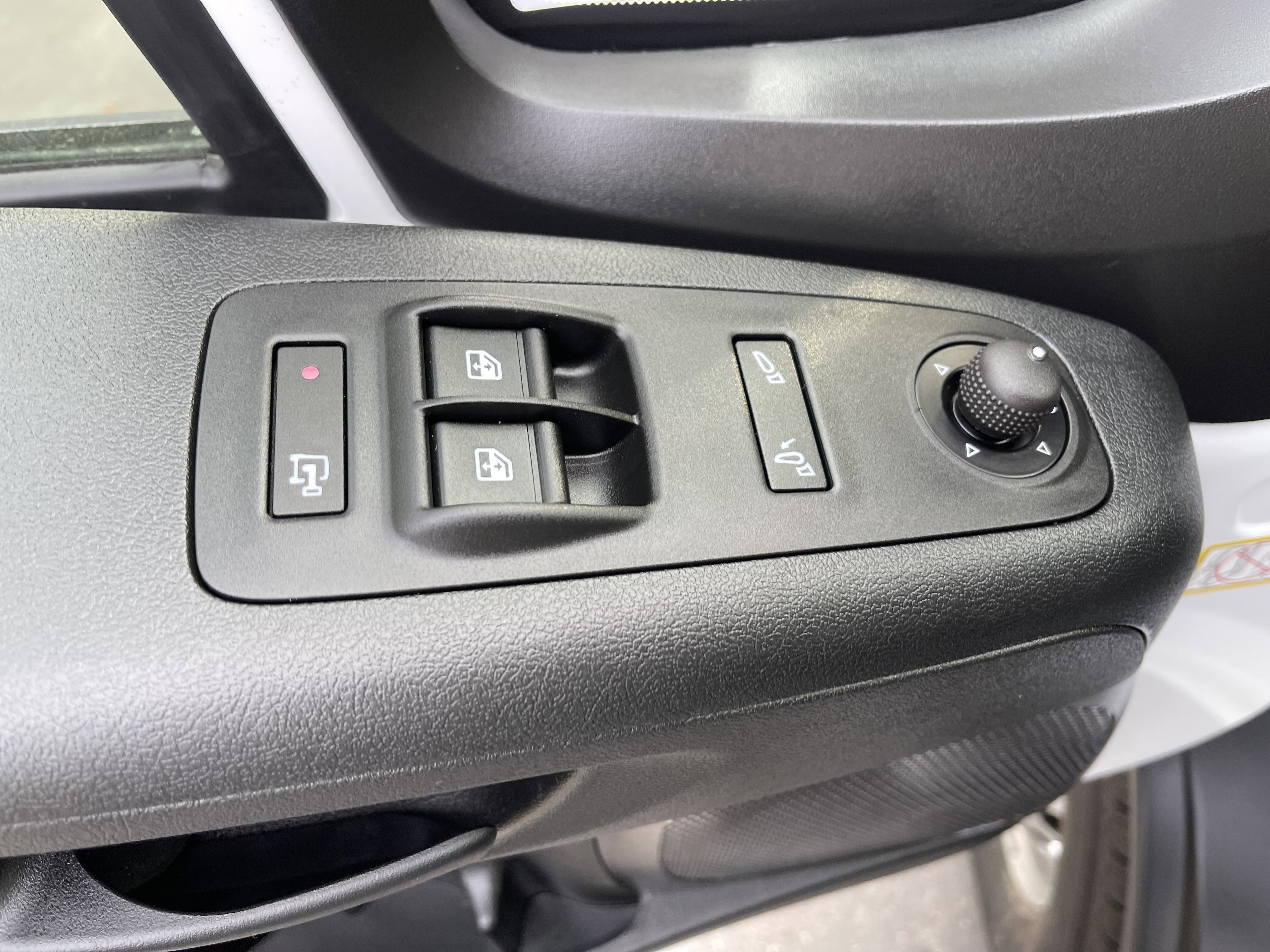 New 2025 RAM ProMaster 2500 w/ Convenience Group image 12