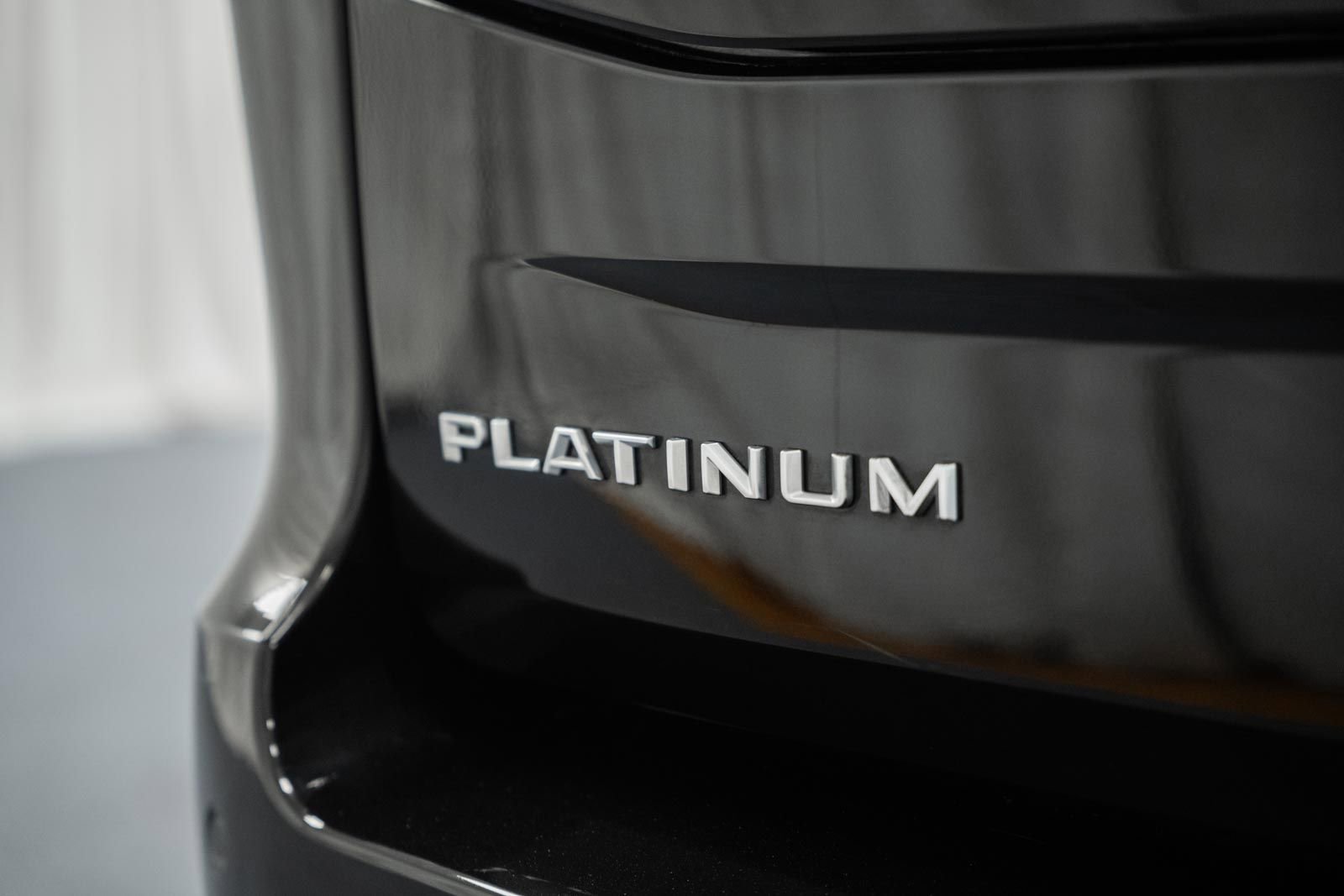 Used 2025 Ford Expedition Max Platinum image 10