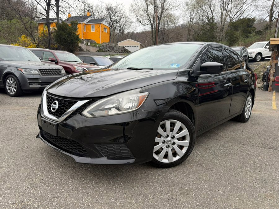 Used 2016 Nissan Sentra S image 2