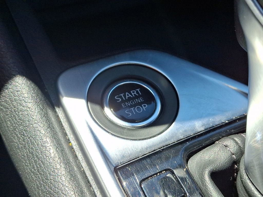 Used 2024 Nissan Sentra SV FWD image 24