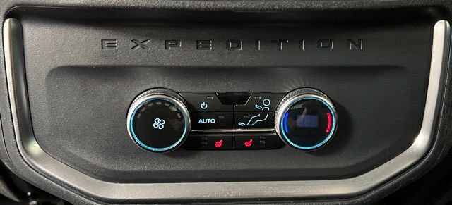 Used 2025 Ford Expedition Platinum AWD/4WD image 44