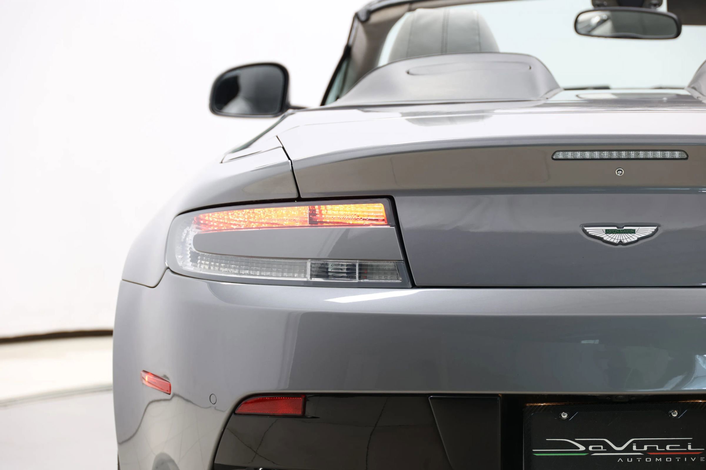 Used 2016 Aston Martin V8 Vantage S RWD image 36