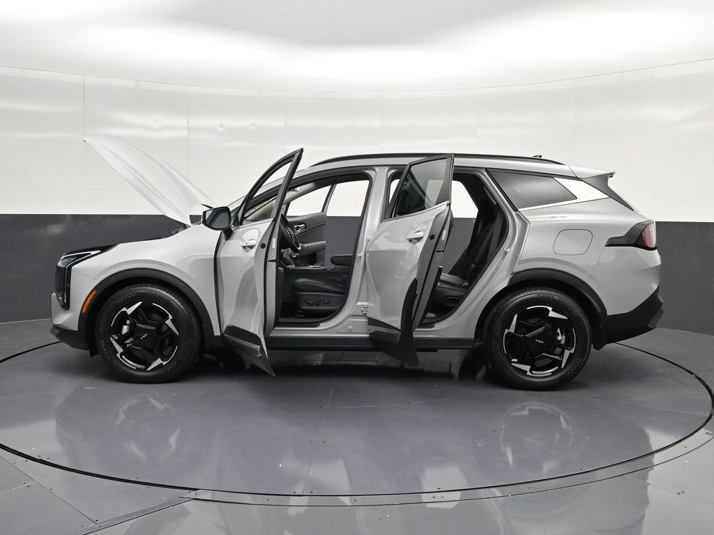 Used 2026 Kia Sportage EX w/ EX Panorama Roof Package FWD image 42
