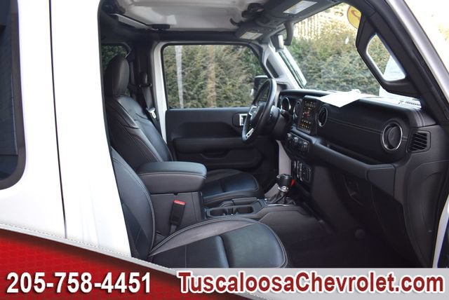 Used 2023 Jeep Wrangler Unlimited Sahara w/ Cold Weather Group AWD/4WD image 26