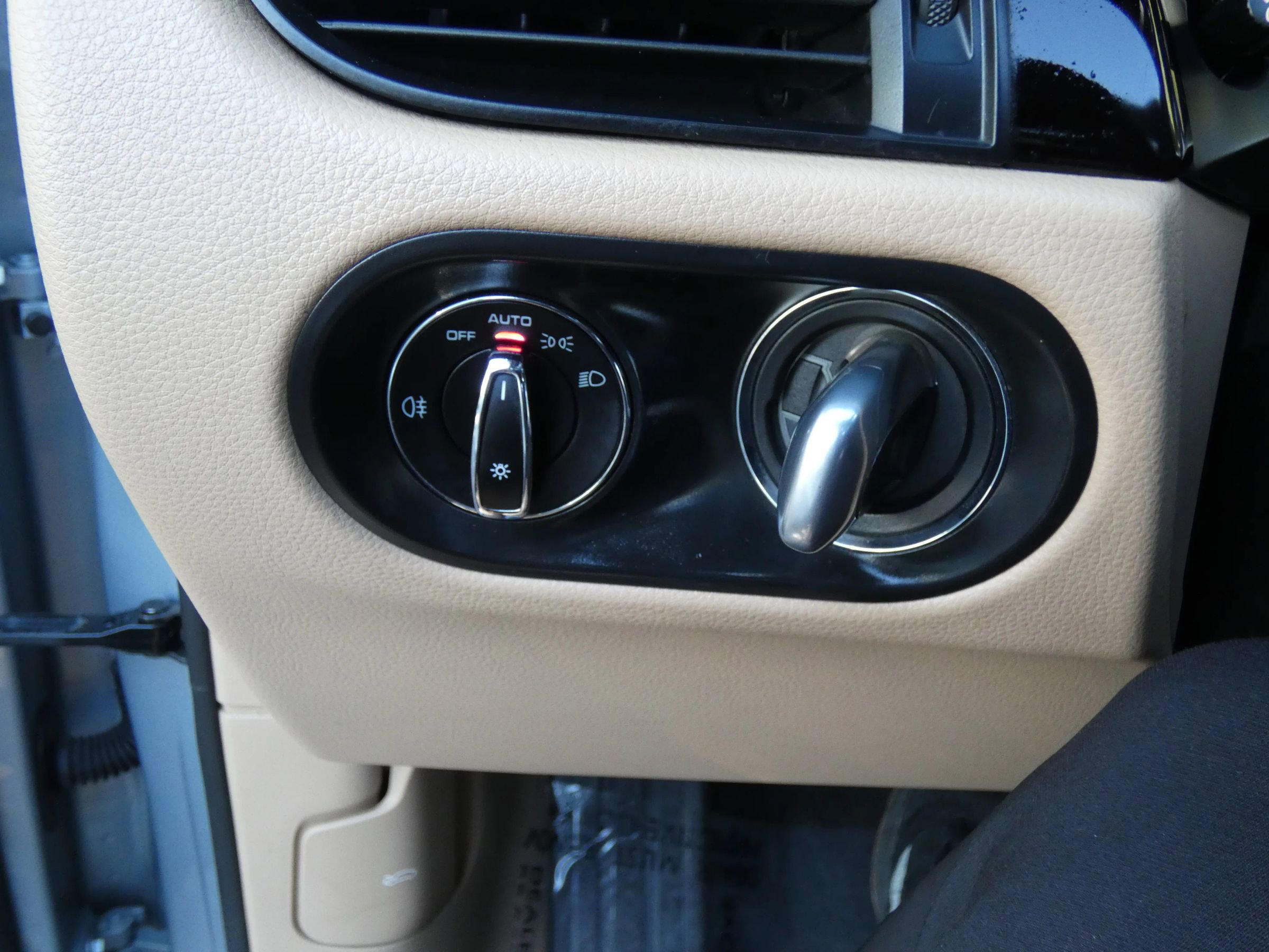 Used 2019 Porsche Macan image 67