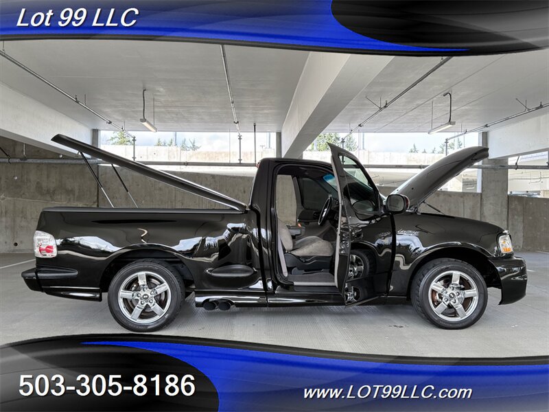 Used 2001 Ford F150 Lightning RWD image 19