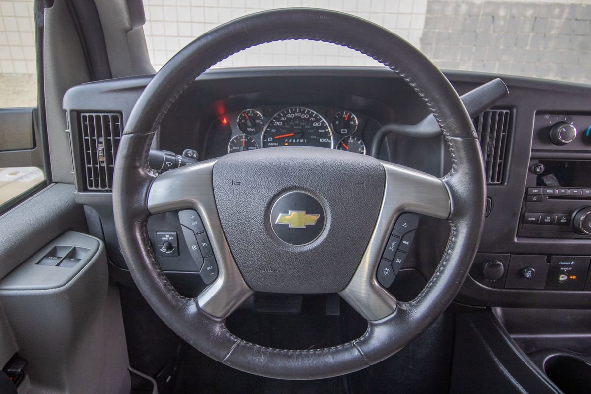 Used 2017 Chevrolet Express 3500 LT w/ LT Preferred Equipment Group image 23