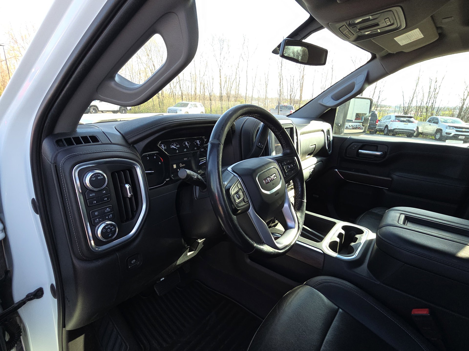 Used 2021 GMC Sierra 2500 SLT w/ SLT Premium Package image 16