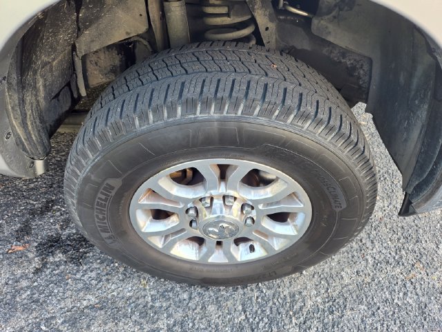 Used 2016 RAM 2500 Laramie w/ Convenience Group AWD/4WD image 38