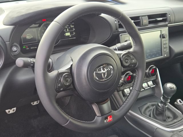 Used 2024 Toyota GR86 Premium w/ Performance Package RWD image 16