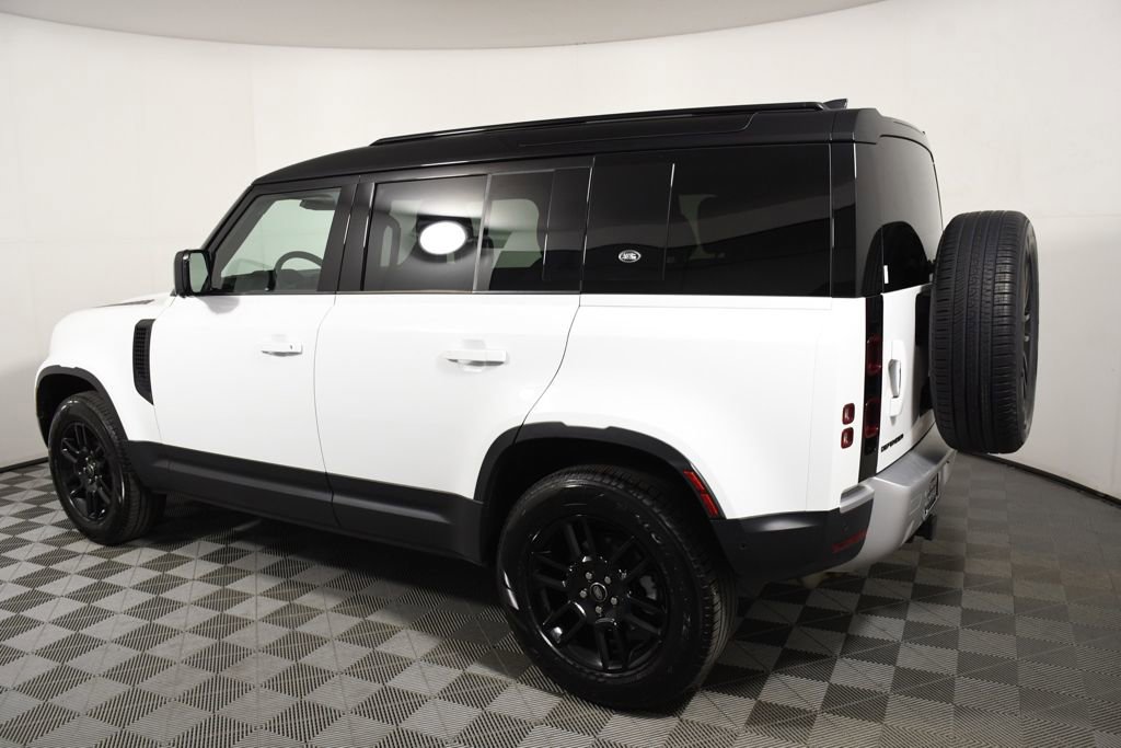 Used 2024 Land Rover Defender 110 S AWD/4WD image 3