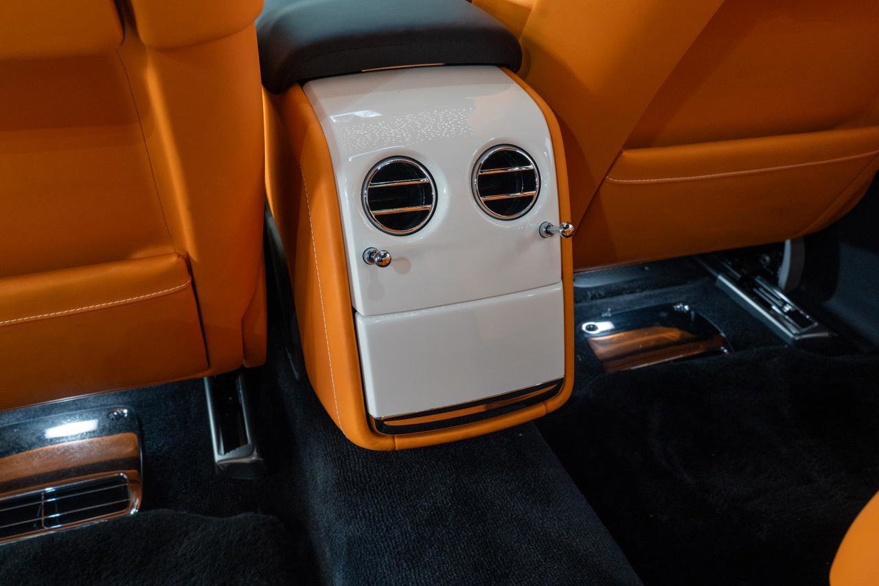 Used 2022 Rolls-Royce Phantom Sedan w/ The Phantom Package image 7