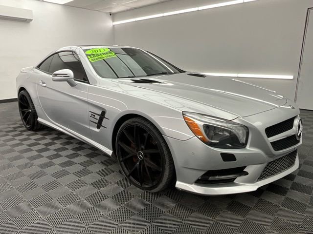 Used 2013 Mercedes-Benz SL 550 image 3