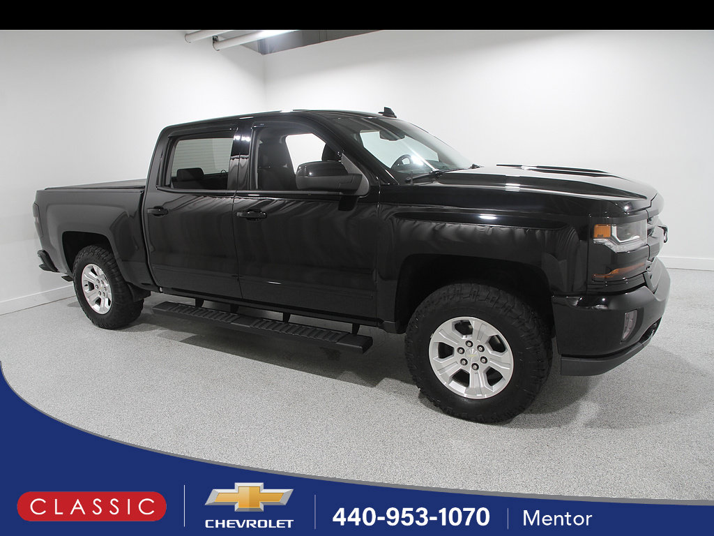 Used 2018 Chevrolet Silverado 1500 LT w/ All Star Edition AWD/4WD image 1