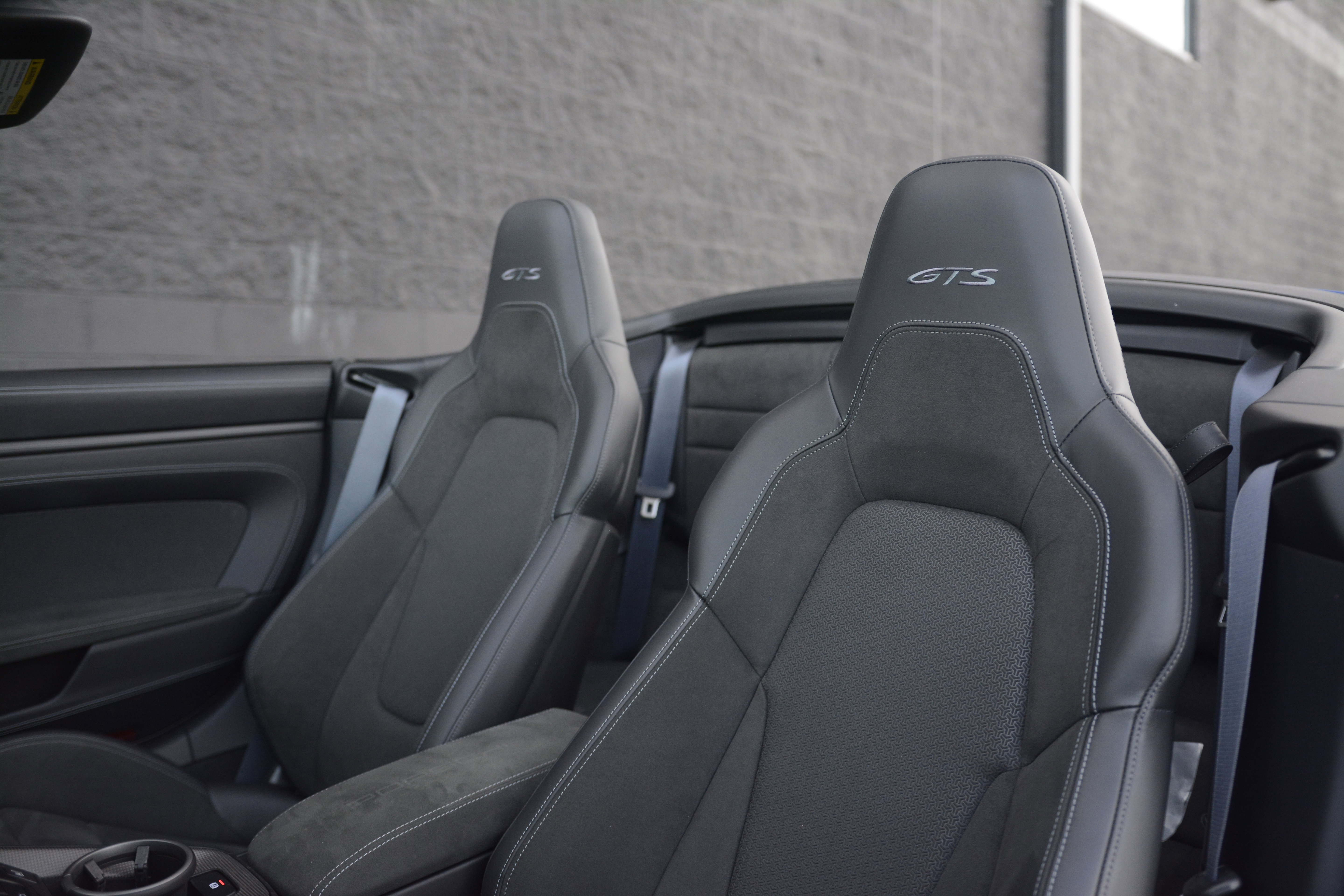 Certified 2025 Porsche 911 Carrera 4 GTS AWD/4WD image 5