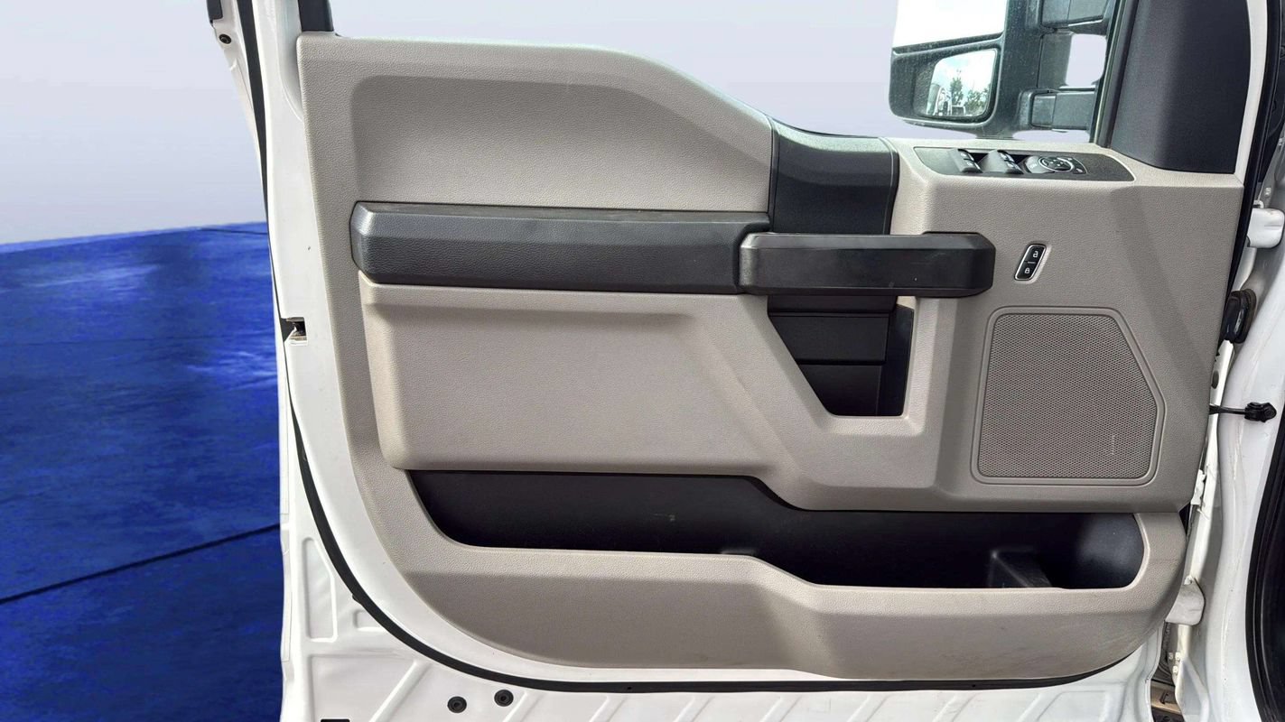 Used 2020 Ford F350 XL w/ STX Appearance Package AWD/4WD image 16