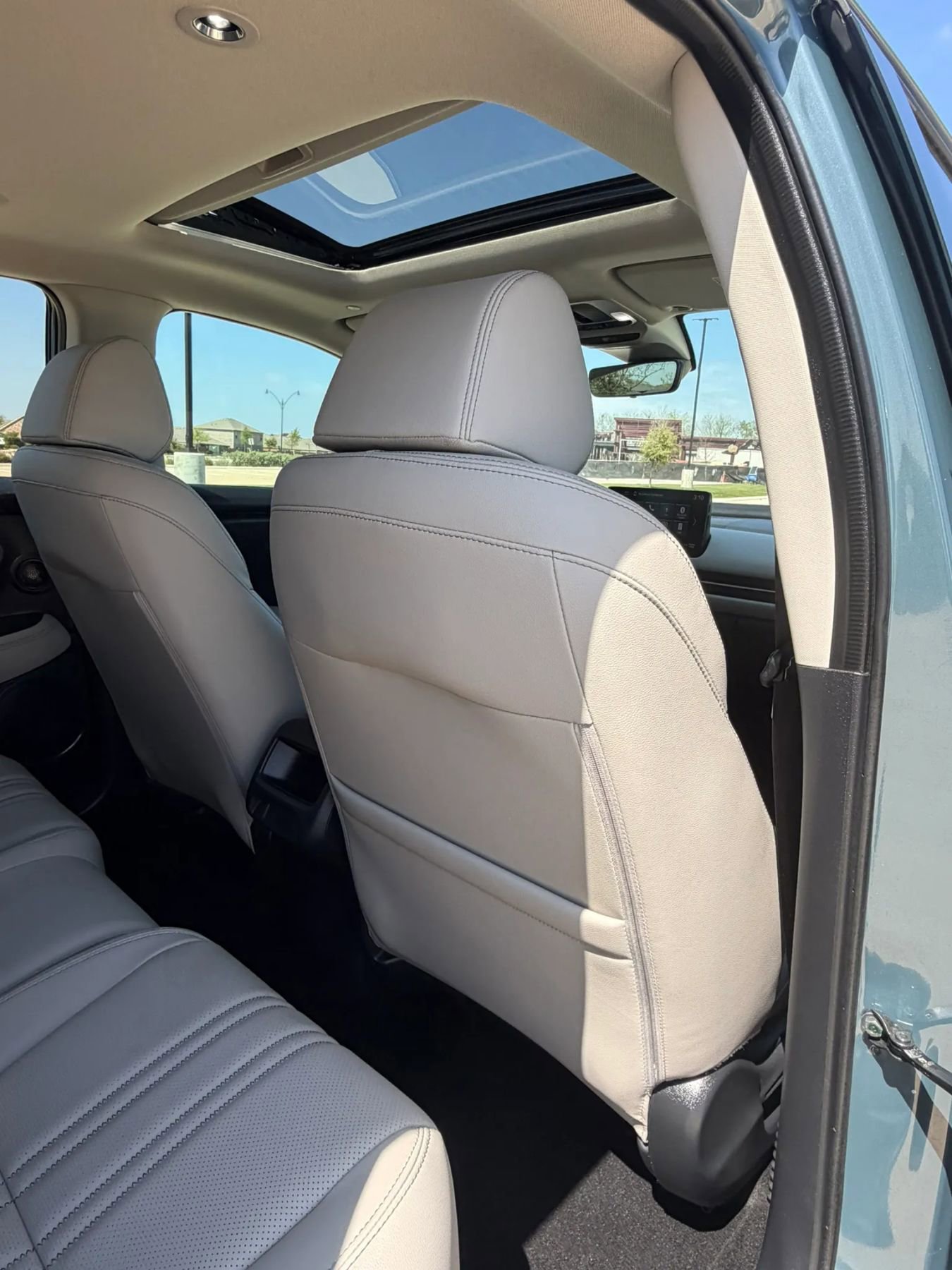 Used 2025 Honda HR-V EX-L image 31