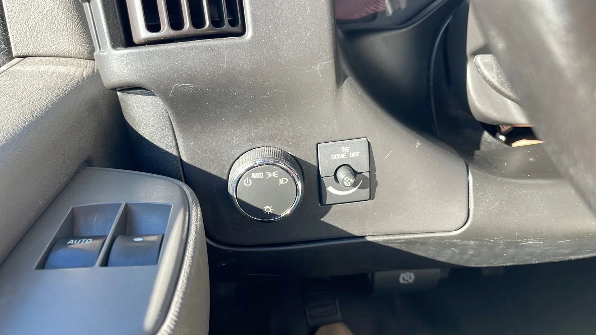 Used 2021 Chevrolet Express 2500 w/ Driver Convenience Package image 15