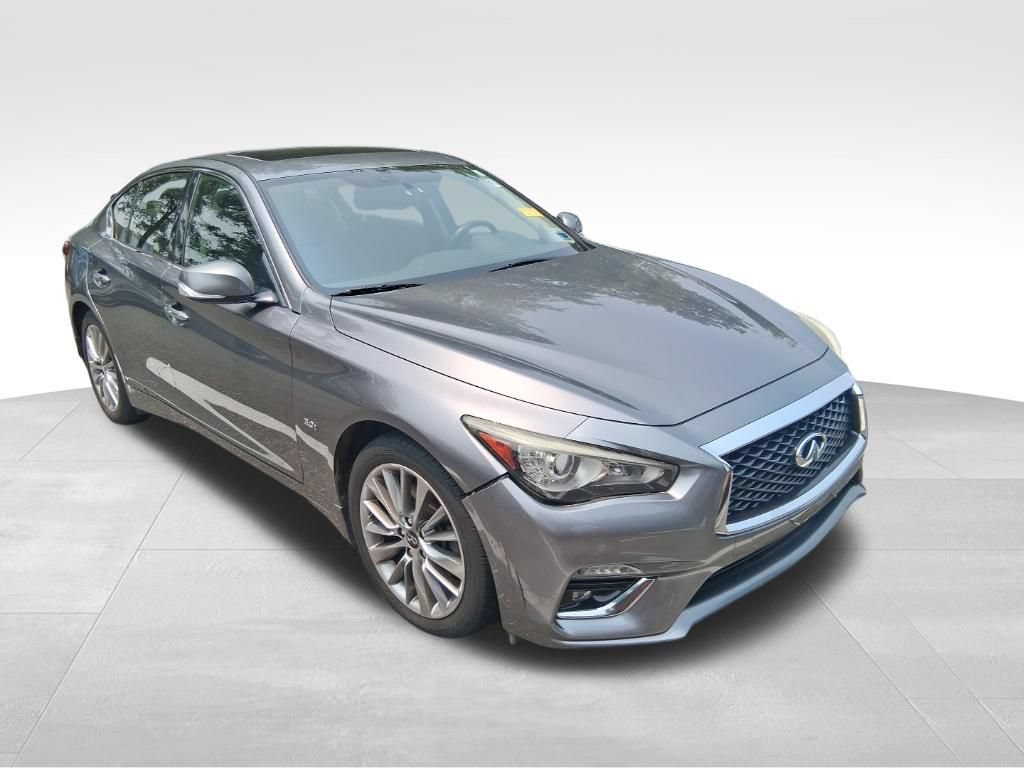 Used 2018 INFINITI Q50 Luxe AWD/4WD image 3