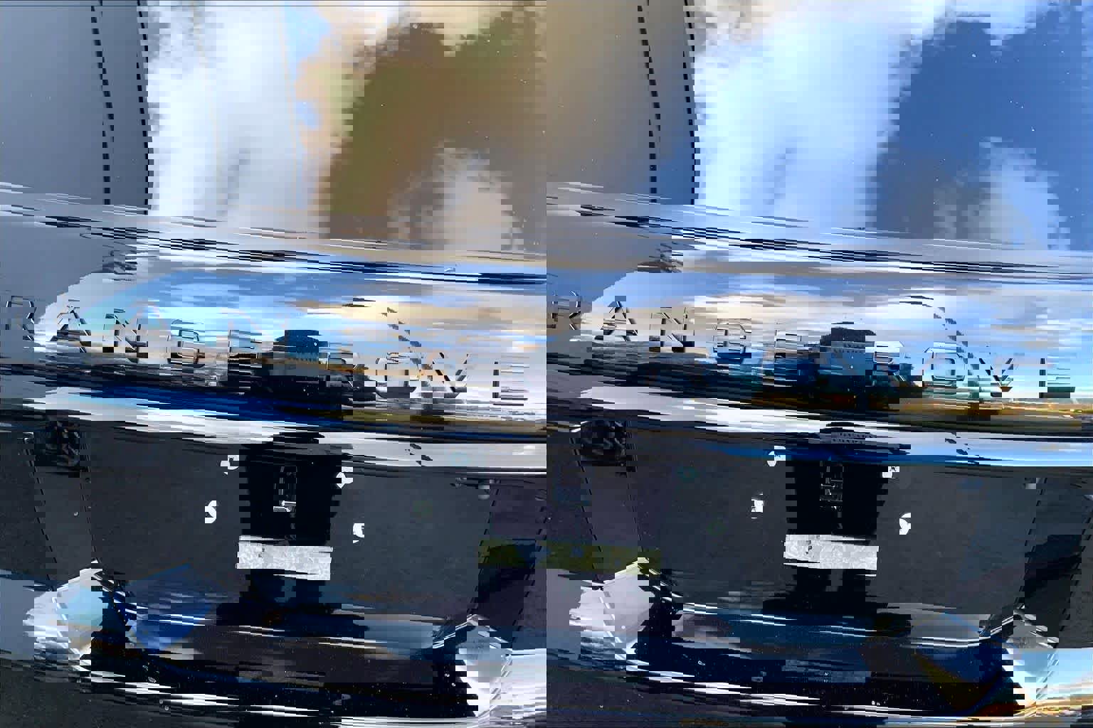 Used 2018 Land Rover Range Rover Sport HSE Dynamic image 32