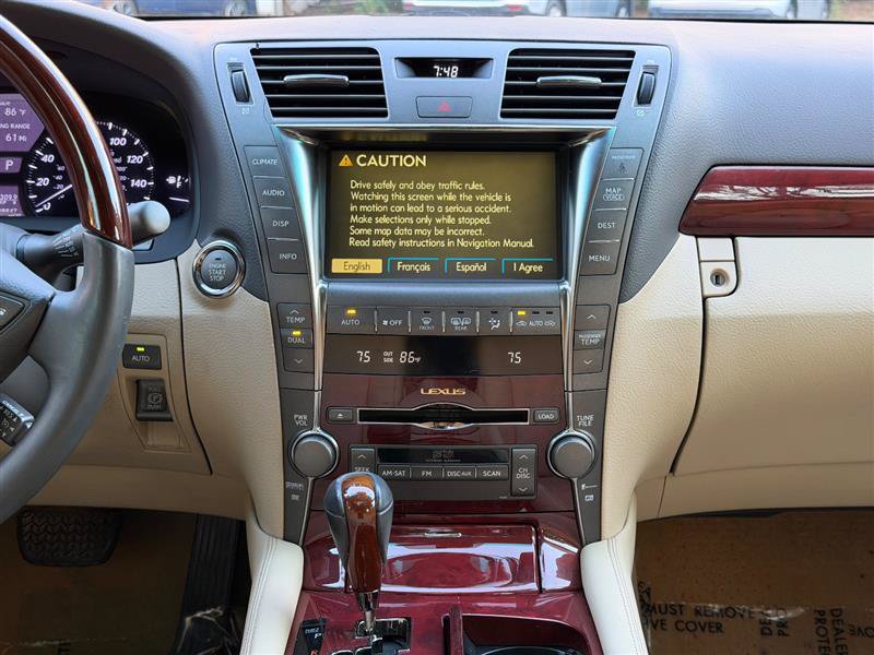 Used 2007 Lexus LS 460 RWD image 33