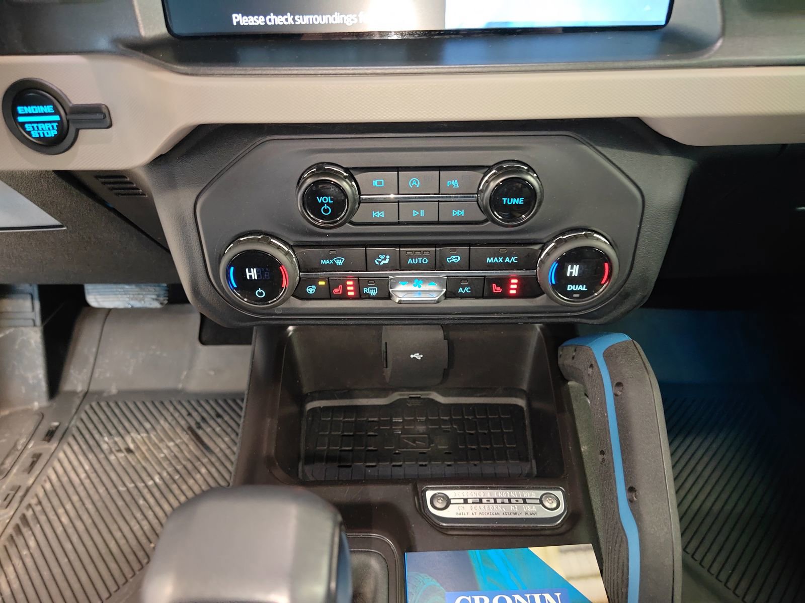 Used 2024 Ford Bronco Wildtrak image 25