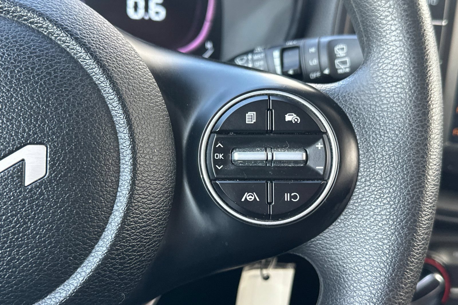 Certified 2023 Kia Soul LX FWD image 26
