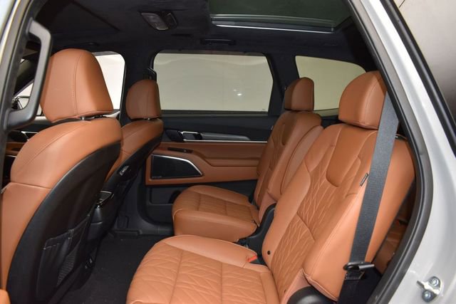 Certified 2025 Kia Telluride SX Prestige X-Line AWD/4WD image 10