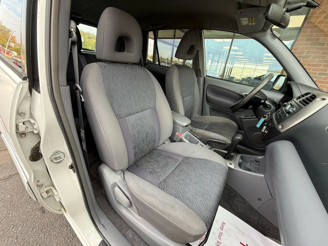 Used 2003 Toyota RAV4 2WD image 18