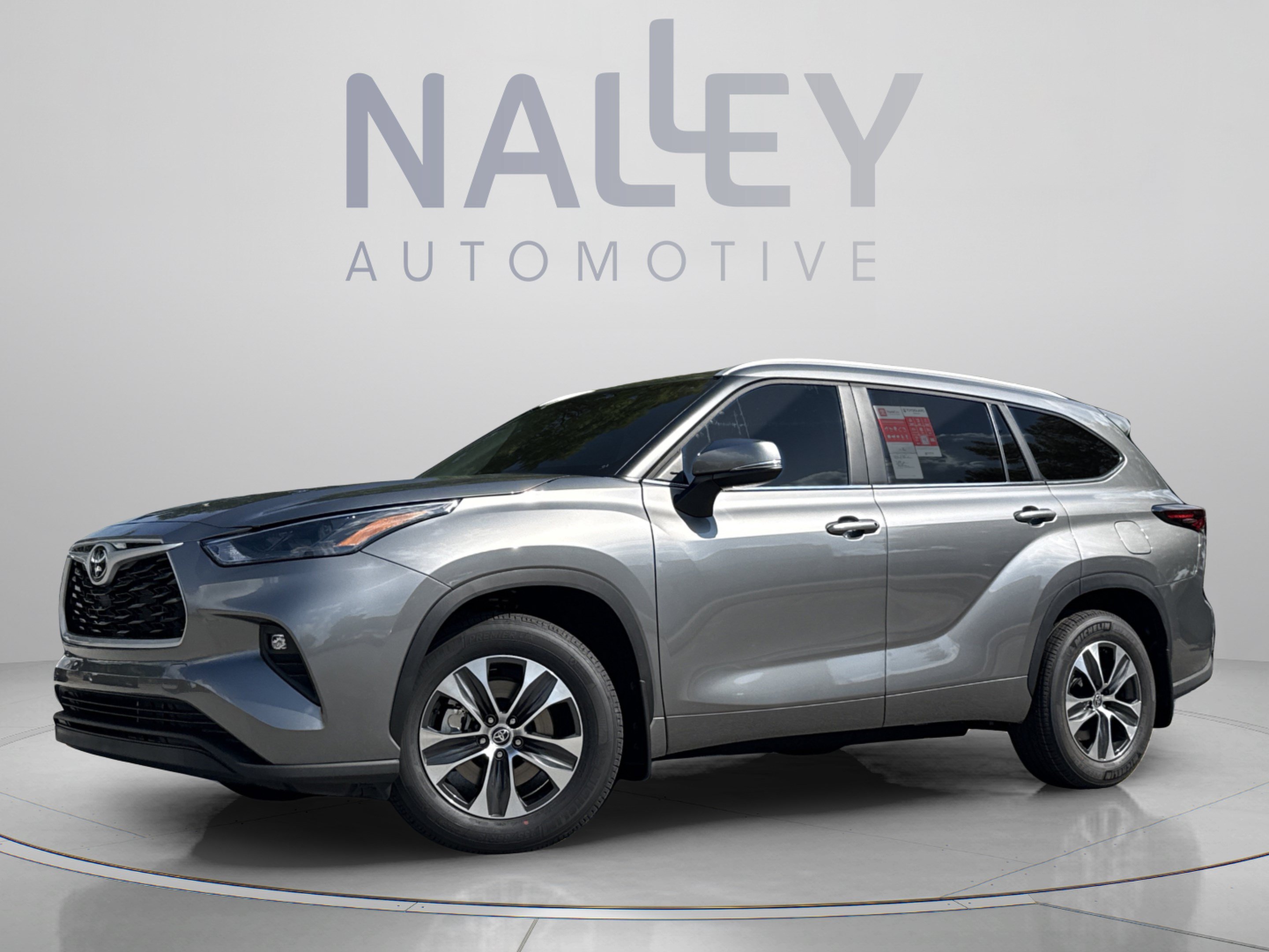 New 2026 Toyota Highlander XLE AWD/4WD image 1