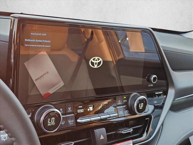 New 2026 Toyota Highlander XLE AWD/4WD image 12