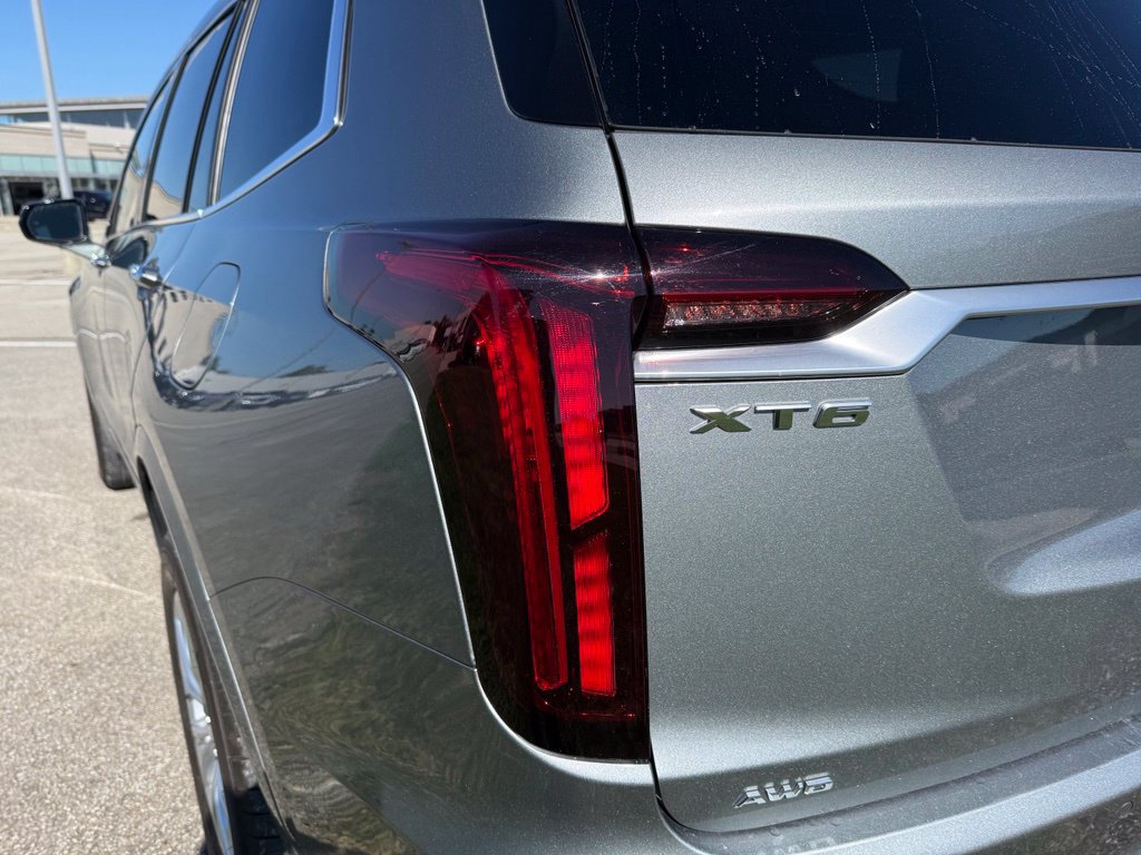 Certified 2023 Cadillac XT6 Luxury AWD/4WD image 10