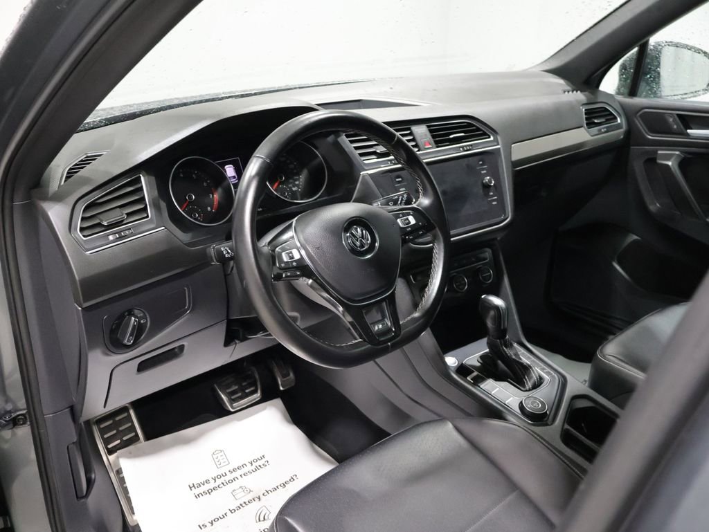 Used 2021 Volkswagen Tiguan SE R-Line image 17