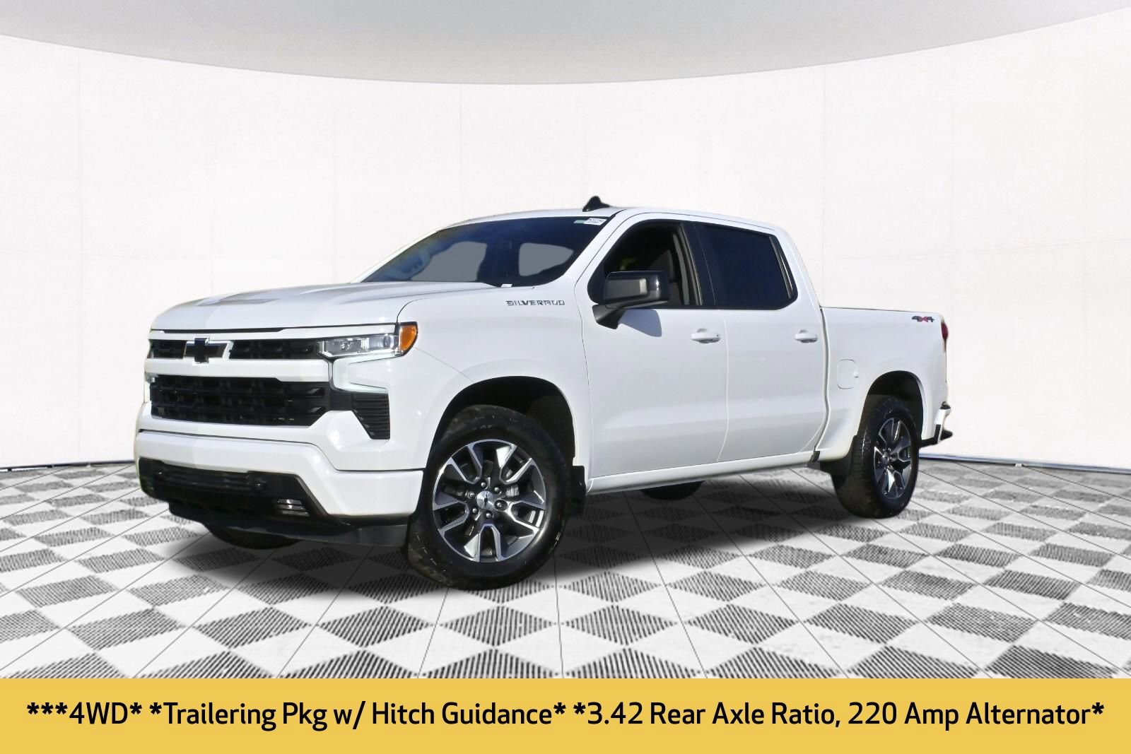 Used 2024 Chevrolet Silverado 1500 RST w/ Protection Package image 2