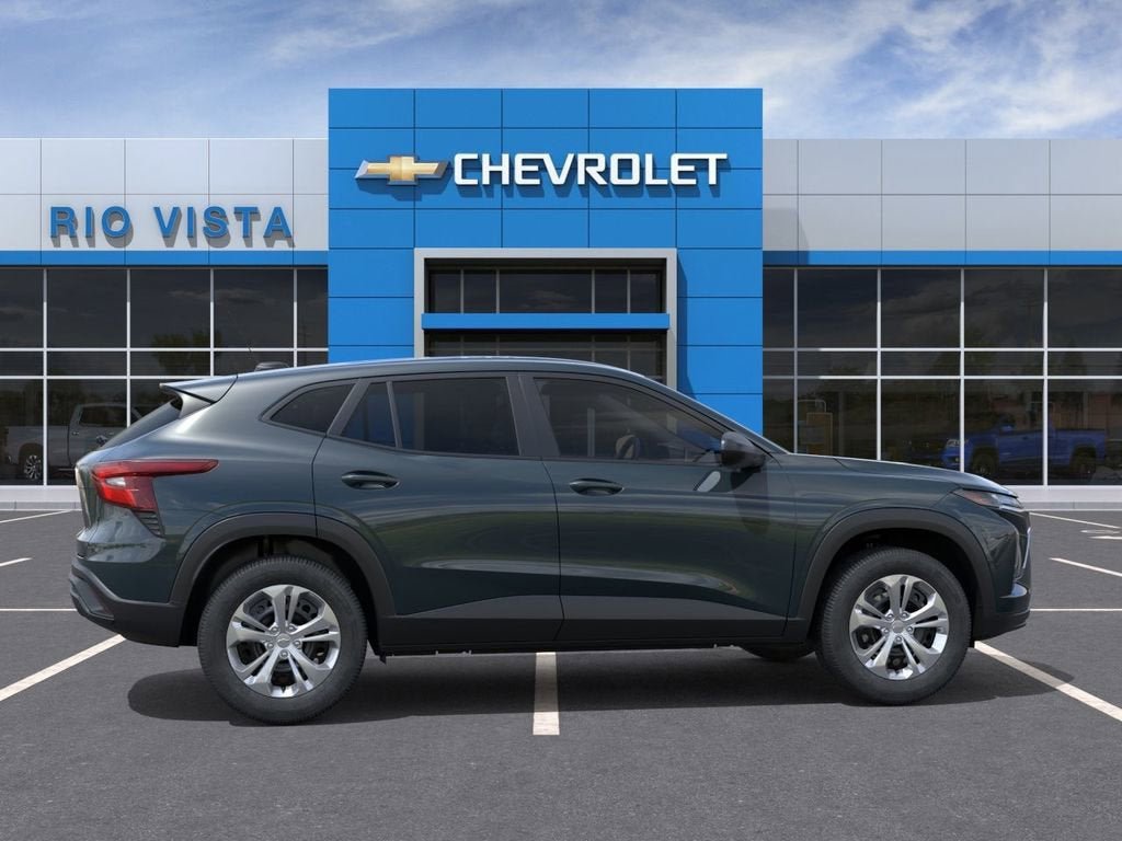 New 2026 Chevrolet Trax LS FWD image 3