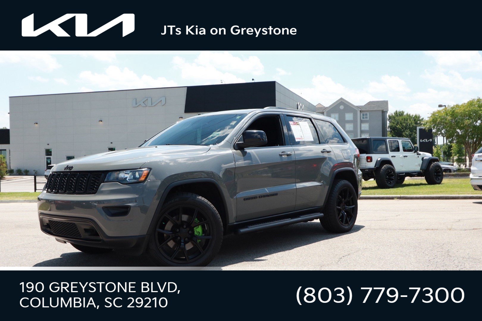 Used 2021 Jeep Grand Cherokee Freedom Edition AWD/4WD image 1