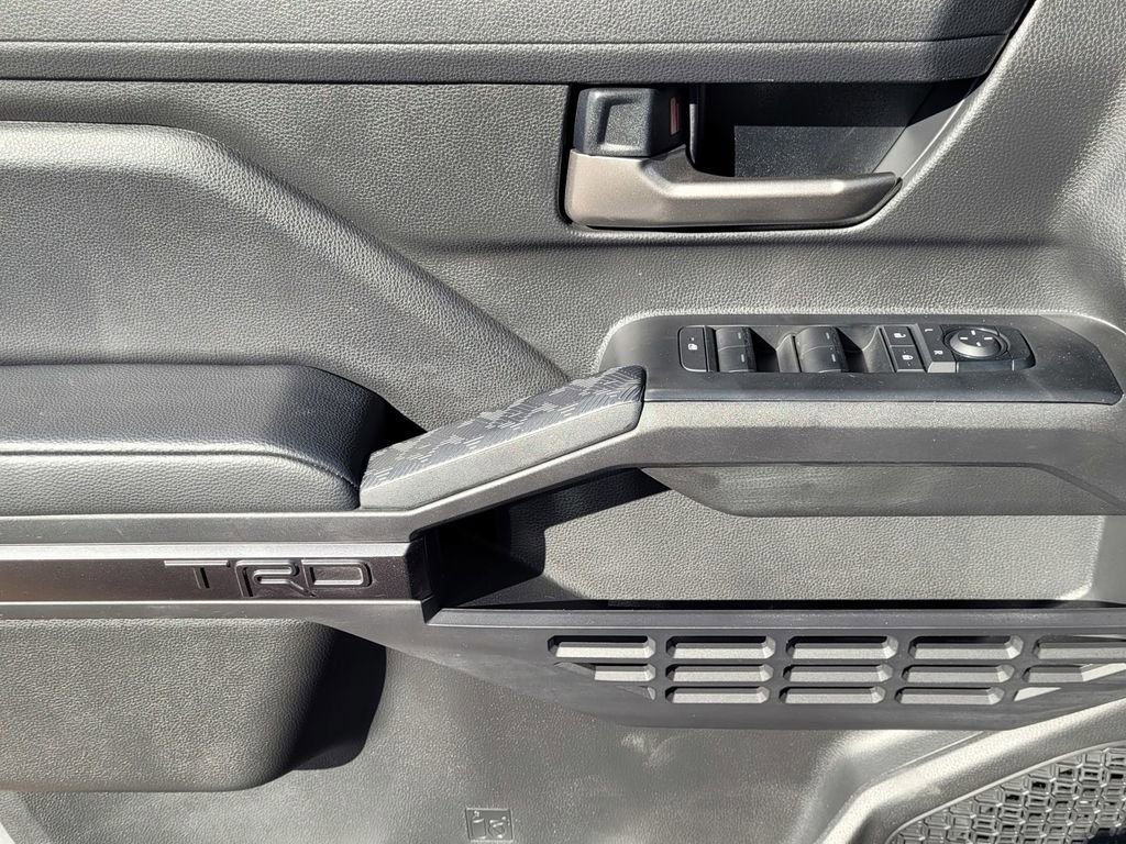 Used 2024 Toyota Tacoma TRD Sport image 15