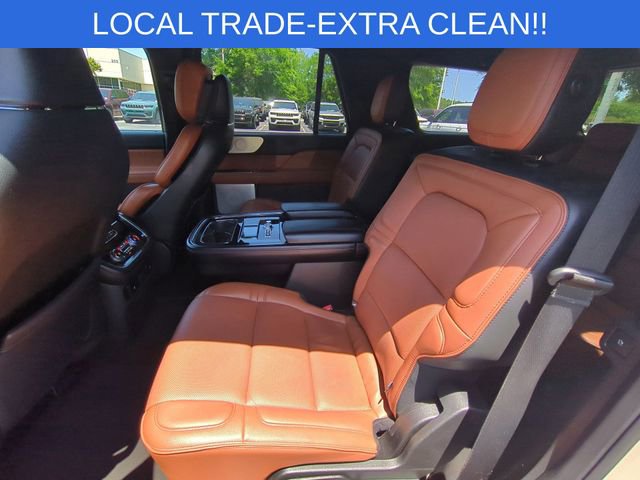 Used 2018 Lincoln Navigator Reserve w/ Technology Package AWD/4WD image 32