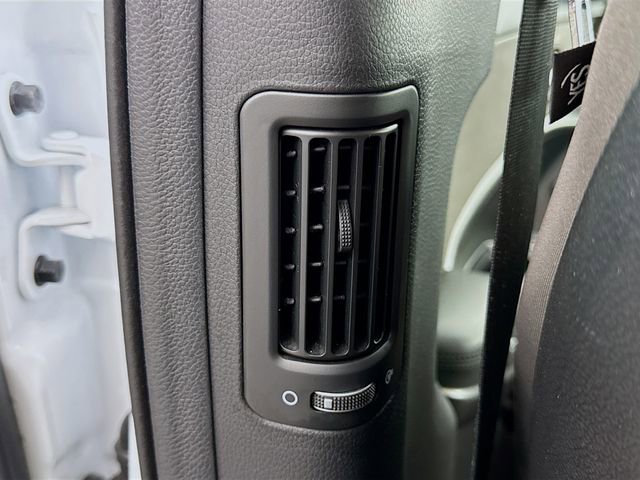 Used 2018 Hyundai Santa Fe Sport w/ 2.4L Value Package 02 image 25