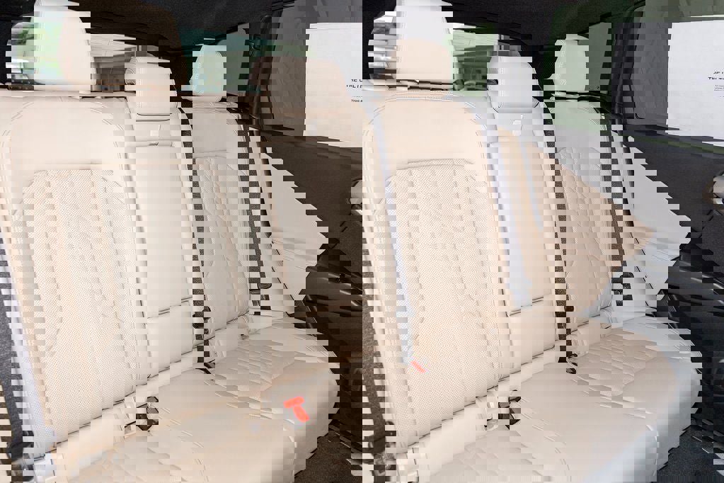 Used 2026 BMW X3 xDrive30 w/ Premium Package image 35