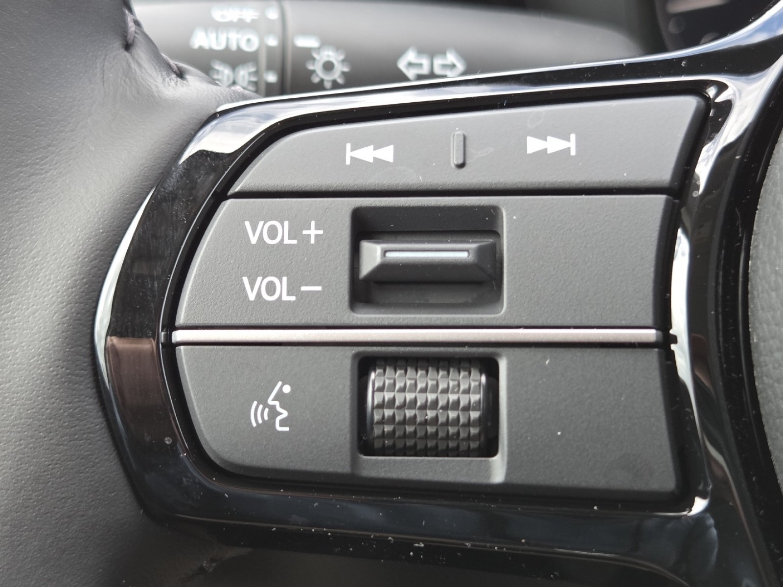 New 2026 Honda CR-V EX-L image 11