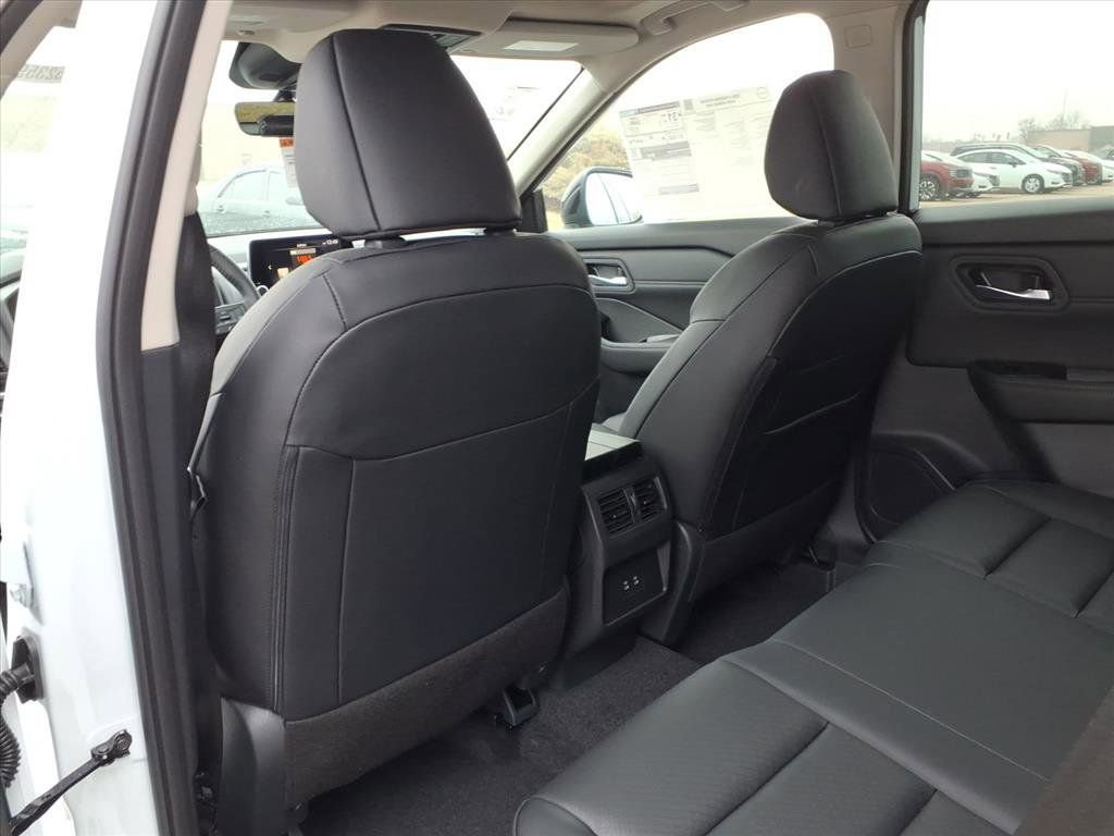 New 2026 Nissan Rogue SV image 27