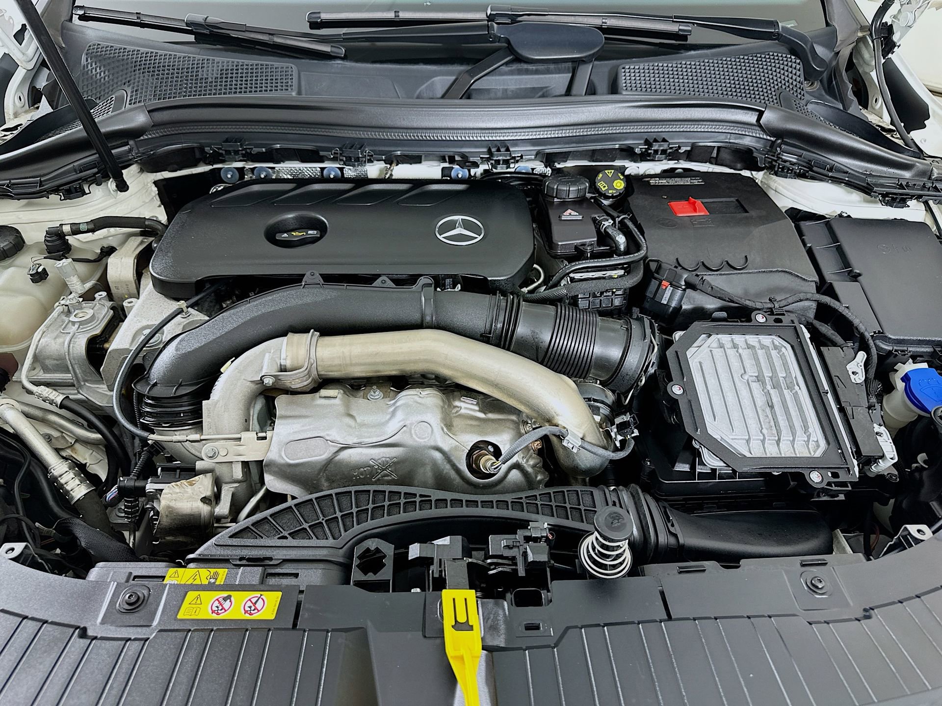 Certified 2025 Mercedes-Benz GLA 250 image 32