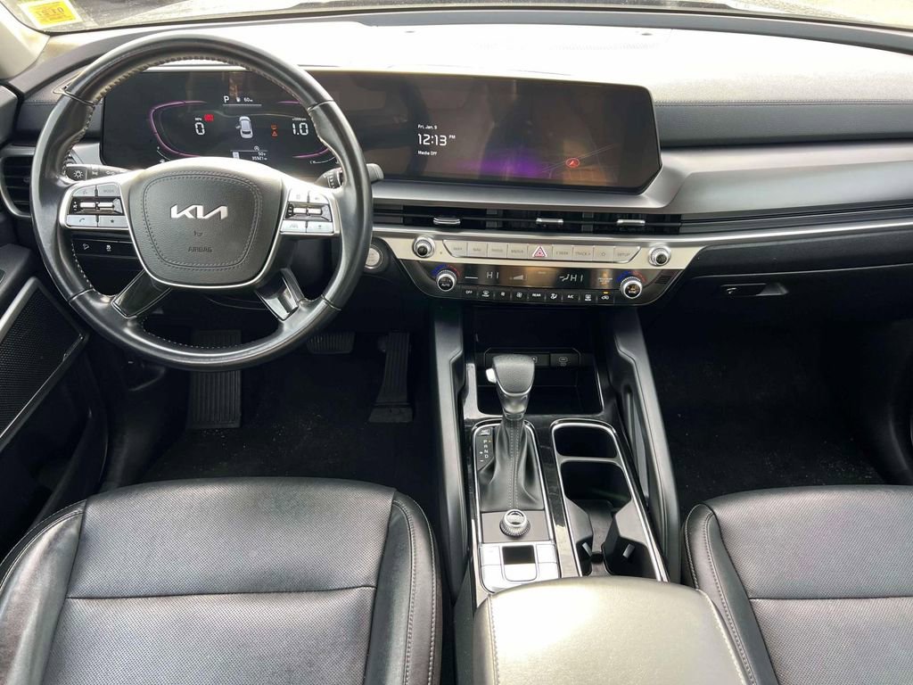 Used 2023 Kia Telluride LX FWD image 13
