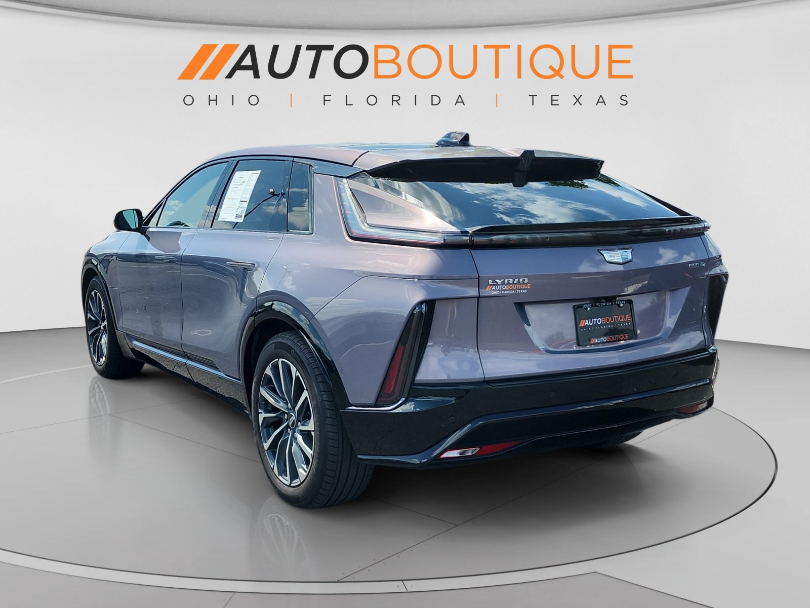 Used 2024 Cadillac Lyriq Sport AWD/4WD image 3