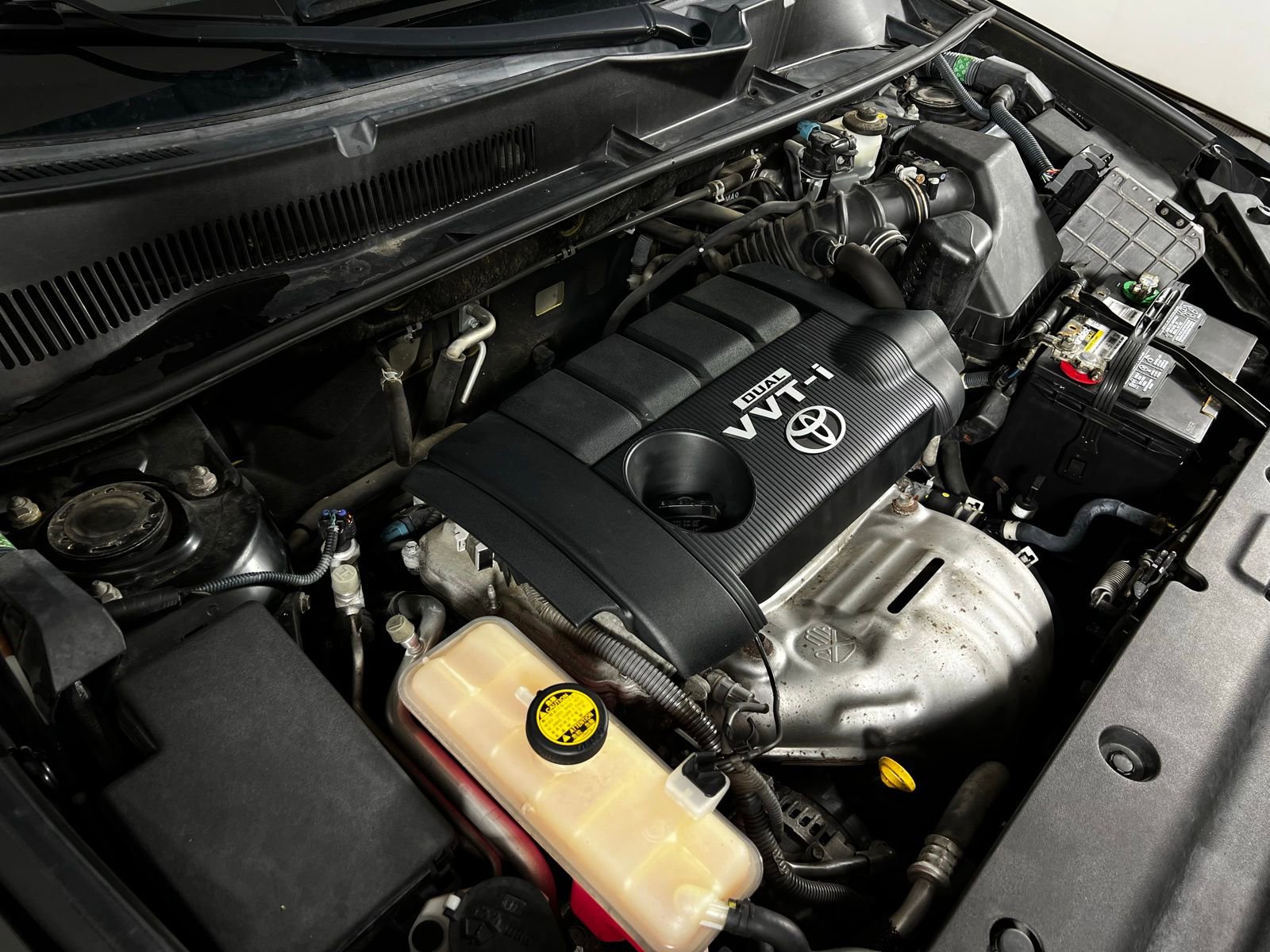 Used 2010 Toyota RAV4 Limited image 10