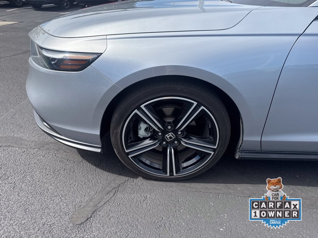 Used 2025 Honda Accord Sport image 15