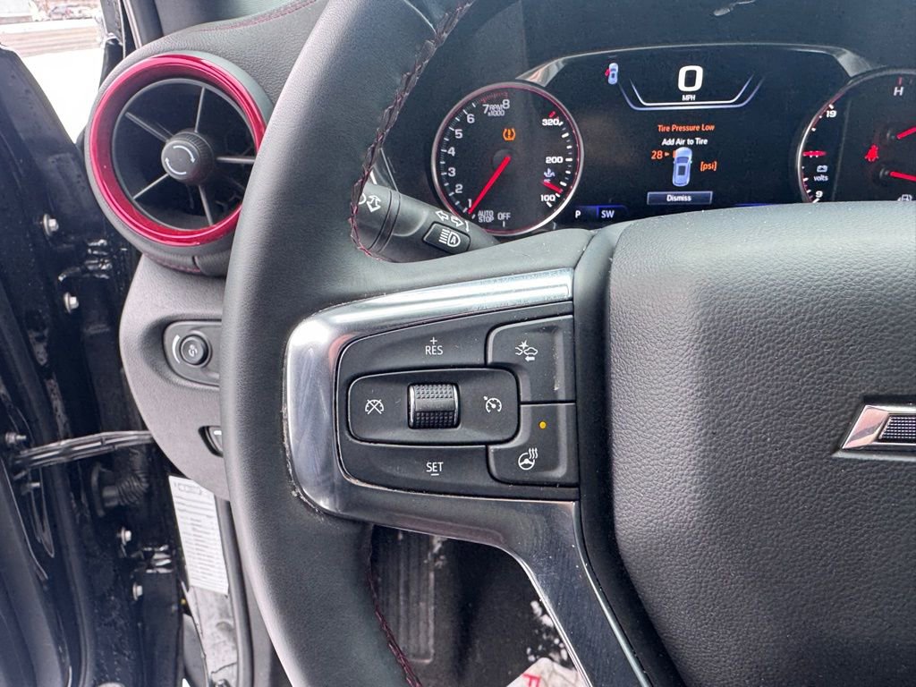 Used 2025 Chevrolet Blazer RS FWD image 18