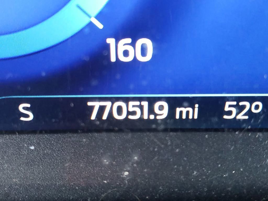 Used 2020 Ford Escape Titanium image 16