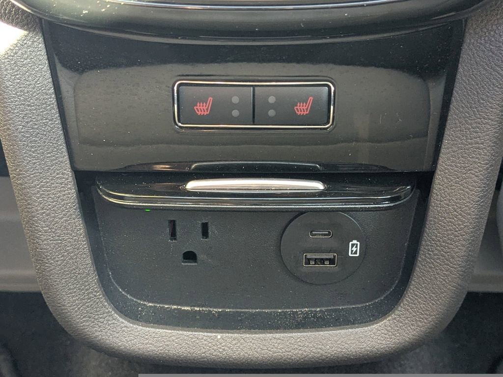 Used 2021 Lincoln Nautilus Reserve w/ Equipment Group 201A image 16